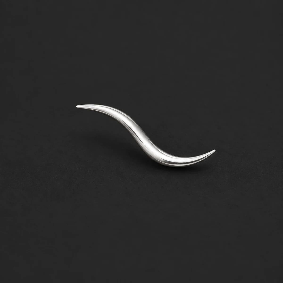 Silver-Tone Wave Stud Earring — Single Piece - Image 1