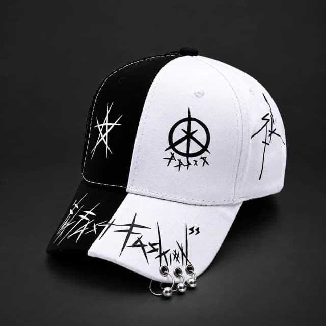 Black-and-White Graffiti Ring-Detail Baseball Cap